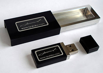 Tytanowy pendrive